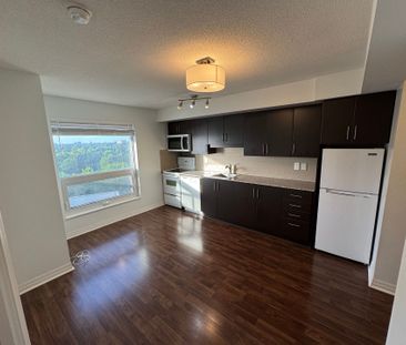 For Lease - 30 Herons Hill Way Unit# 804, Toronto, Ontario - Photo 4
