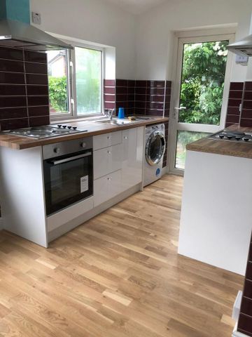 1 bedroom in a house share to rent - Photo 5