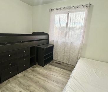 For Lease - 81 United Square Unit# Main Floor, Toronto, Ontario - Photo 6