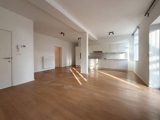 Appartement te huur - Photo 1