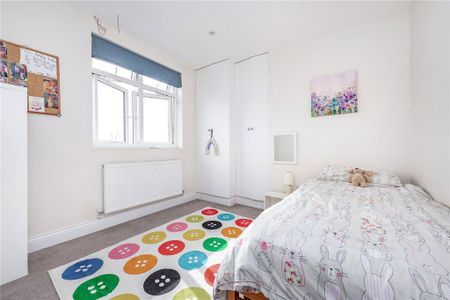 4 bedroom terraced house to rent - Photo 5