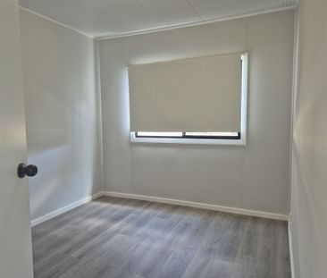 Fully Renovated 1-Bedroom Flat – Just 200m from the Beach! - Photo 6