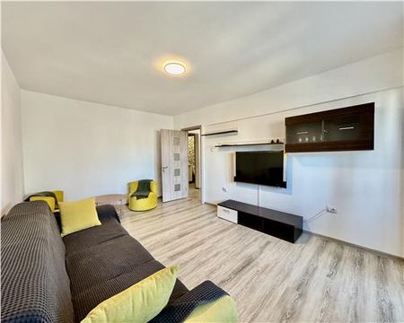 Apartament 3 camere, prima inchiriere, zona Democratiei Sud, Ploiesti. - Photo 5