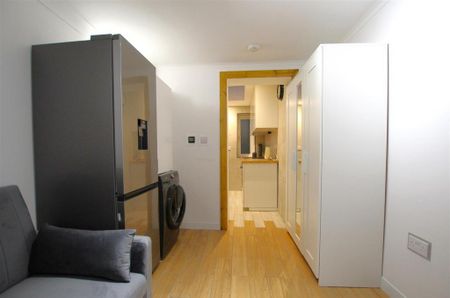 Studio to rent - Photo 3