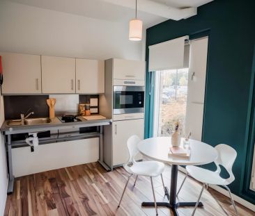 Premium Adaptable Studio - Photo 3