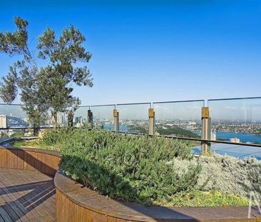 HARBOUR & RIVER VIEW LUXURY LIVING - Photo 1