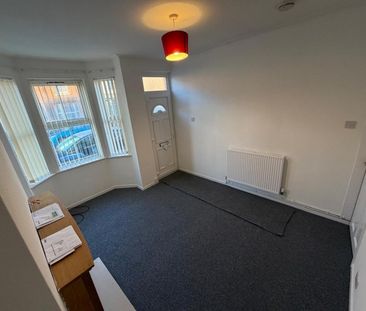 2 BED Terraced House To rent - Photo 2