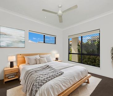 Modern Living in an excellent location - Photo 4