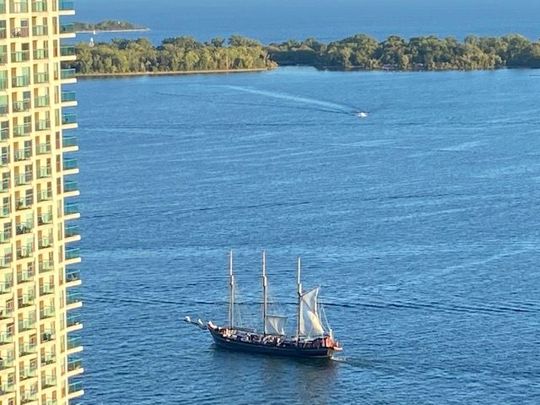 For Lease - 8 York Street Unit# 3410, Toronto, Ontario - Photo 1