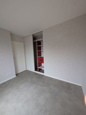 Location Appartement 4 pièces 75m² - Photo 2