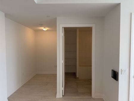 For Lease - 412 Silver Maple Drive Unit# 611, Oakville, Ontario - Photo 5