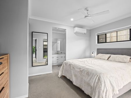 12 Beat St, Ripley QLD 4306 - House For Rent | Domain - Photo 4