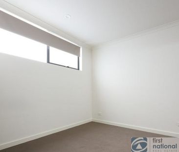 12 Fleming Street, Noble Park - Photo 1