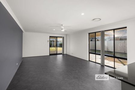 16 Citrine Street - Photo 2