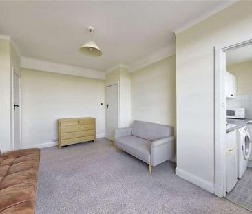 Du Cane Court, Balham High Road, Balham, London, SW17 - Photo 1