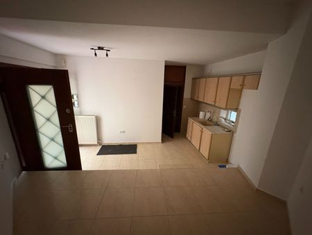 Studio/Γκαρσονιέρα για ενοικίαση Τσινάρι (Άνω Πόλη) - Φωτογραφία 4