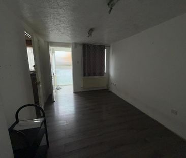 1 bedroom house to rent - Photo 4