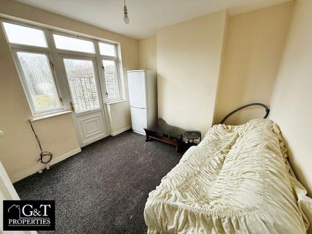 3 bedroom semi-detached house to rent - Photo 4