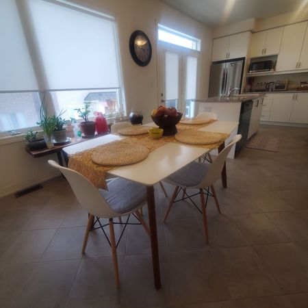 For Lease - 288 Skinner Road, Hamilton, Ontario - Photo 2