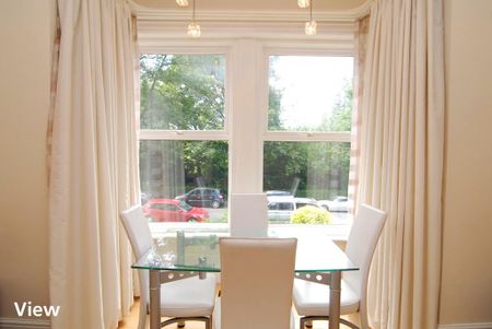 2 bedroom ground floor flat to rent - Photo 2