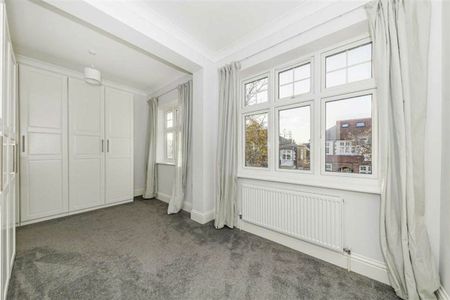 Chelwood Gardens, Kew, TW9 - Photo 2