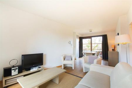 Proche Musée du tram, bel appartement meublé 2 chambres avec terrasse - Photo 3