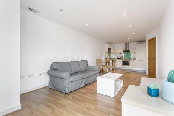 9 Albert Embankment, Vauxhall, London, SE1 - Photo 1