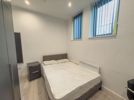 1 bedroom flat to rent - Photo 2