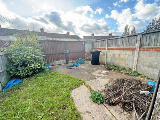 Deacon Crescent, Doncaster. DN11 0SY - Photo 1