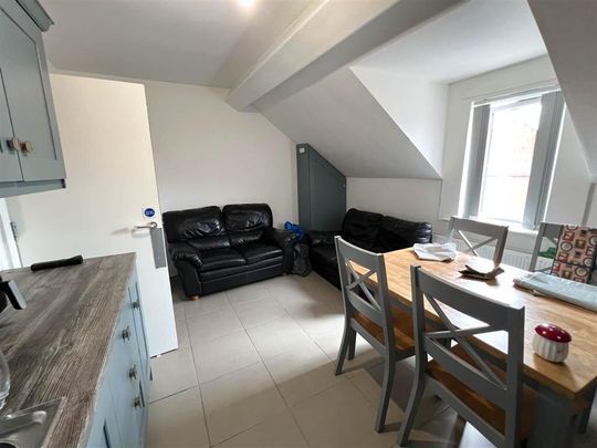 Flat 2, 108 Cromwell Road, Belfast, BT7 1JY - Photo 1