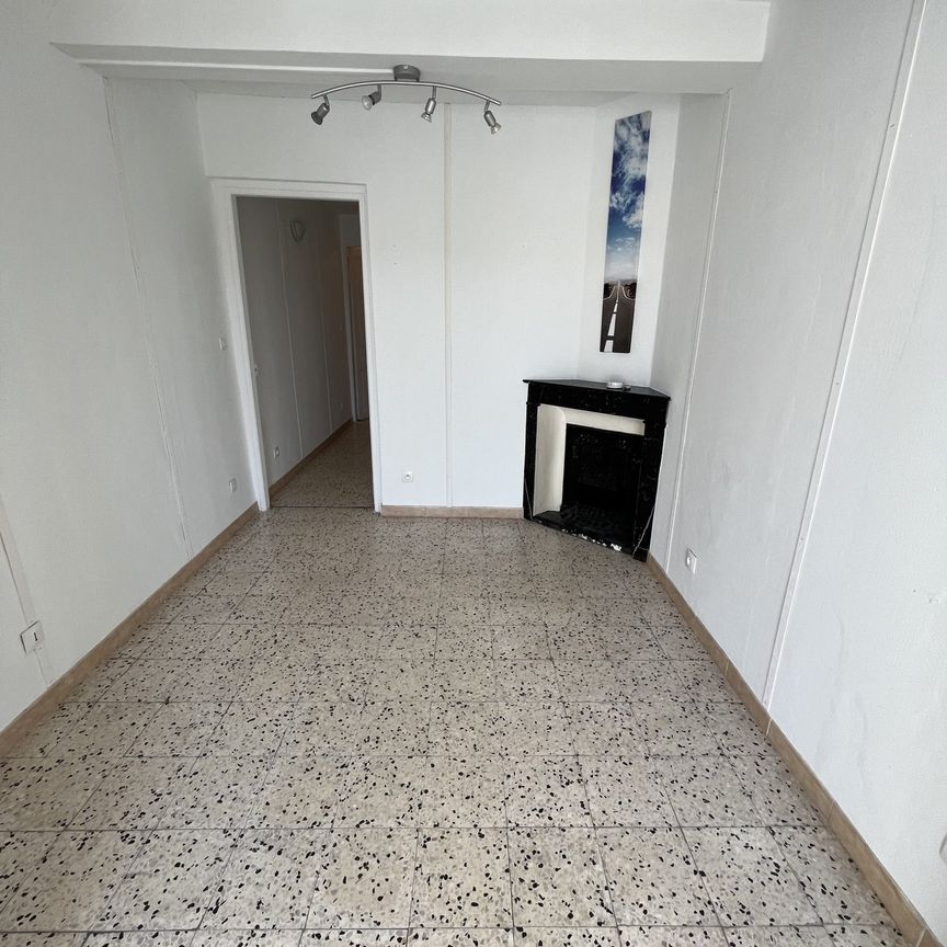Location Appartement 2 pièces 25m² MONTPELLIER 34000 - Photo 1