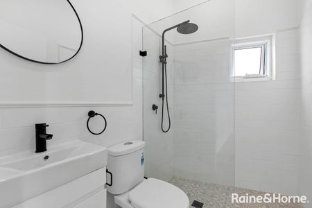 FURNISHED STUDIO APARTMENTS IN LIFESTYLE HOTSPOT - Photo 3