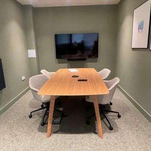 Newbury, Berkshire, RG14 - Photo 3