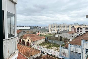 Apartamento T2 Avenida Dr. Lourenço Peixinho