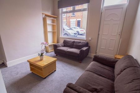 4 bedroom house share to rent - Photo 3