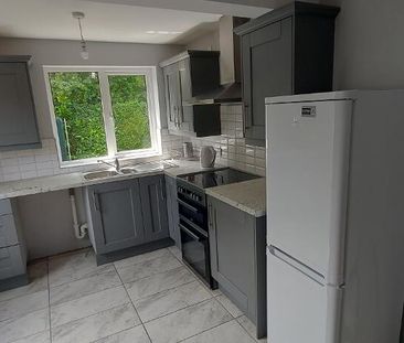 33 Gosford Gardens, Markethill, BT60 1PU - Photo 2
