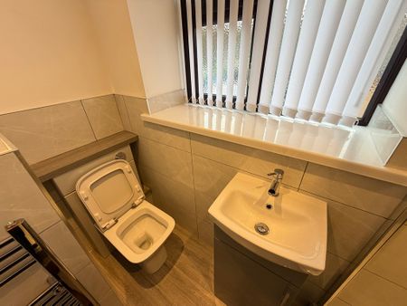 Dovedale Road, Lanesfield, Wolverhampton - Photo 3