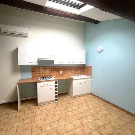 A LOUER - Rognonas - Appartement T2 avec place de parking, - Photo 4