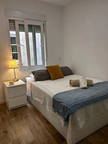 Calle de Fomento, Madrid, Community of Madrid 28013 - Photo 3