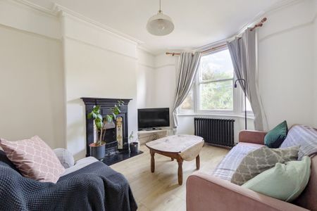 Clifton Road, London, SE25 - Photo 3