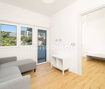Trilocale via Carlo Linneo 141, Rivarolo, Genova - Photo 1