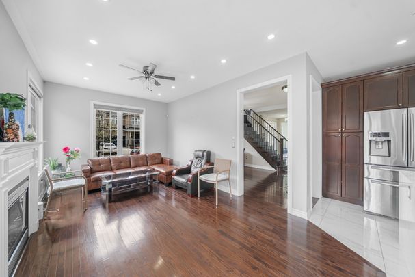 For Lease - 9 Berryfield Way, Brampton, Ontario - Photo 1