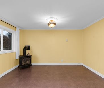 For Lease - 380 Gill Street, Orillia, Ontario - Photo 2