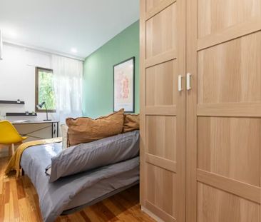 Calle del Abedul, Madrid, Community of Madrid 28036 - Photo 3