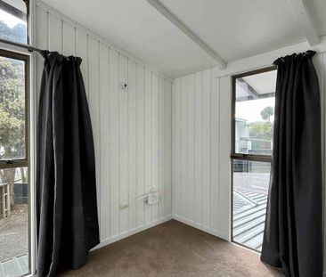 4 Bedroom Home - Photo 5