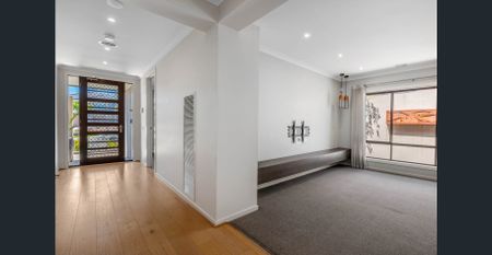 Your Dream Family Home - Photo 3