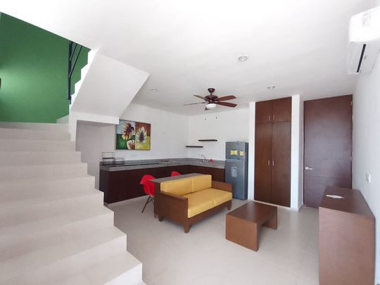 Renta de Townhouse en Montebello - Photo 1