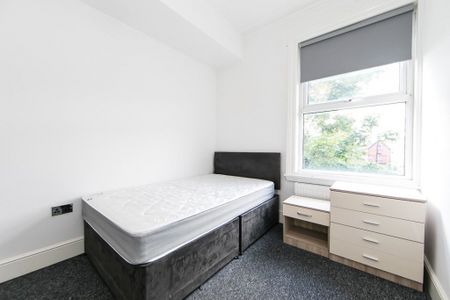 Inglewood Terrace, Woodhouse, Leeds - Photo 3