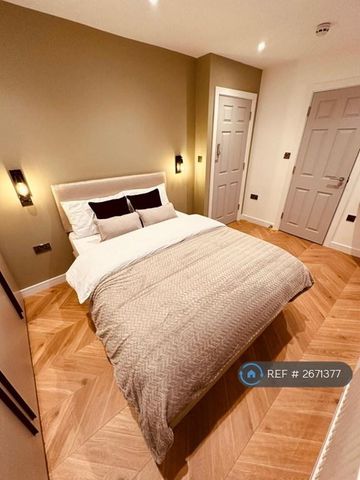 1 bedroom in a house share to rent - Photo 4