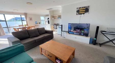 A modern home with central heating - Photo 3